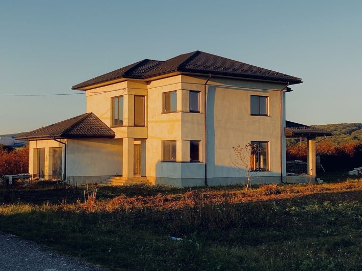 Будинок с.Клузів - фото 1