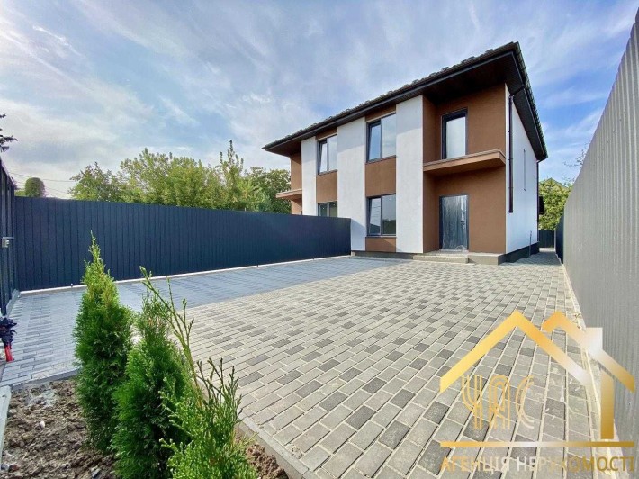 Гатне, центр! Дуплекс 130м2, 3 сот.,/97000 $ - фото 1