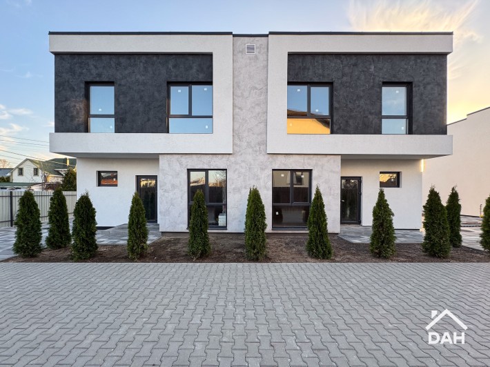 Дуплекс 126 м², 3 сотки, газ, с. Святопетрівське, від забудовника - фото 1