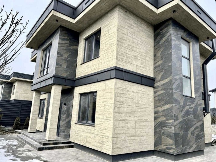 БЕЗ КОМІСІЇ! Сучасний великий будинок з терасами і ГАЗОМ! с. Гатне - фото 1