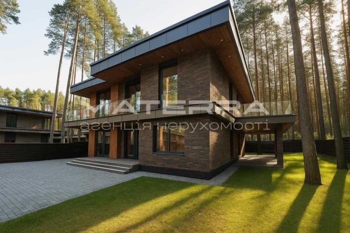 Продаж будинку Преміум-класу серед багатовікових хвойних велетнів - фото 1