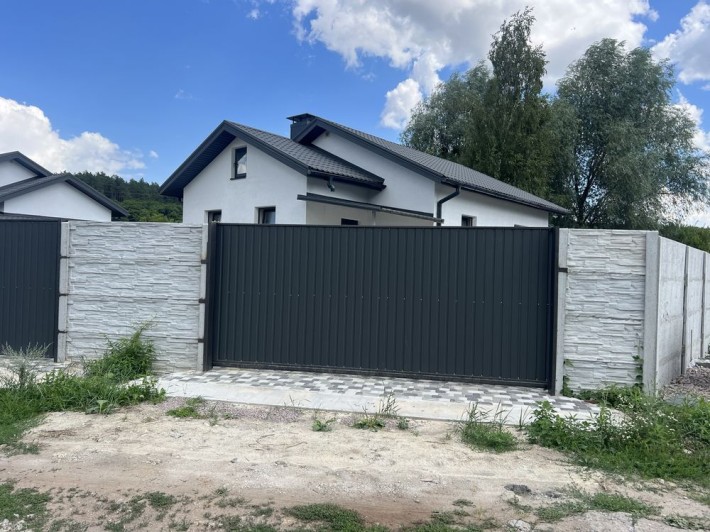 Продам дім з ремонтом60 кв 2 кім біля лісу озера школа в Гнідин Гнедин - фото 1
