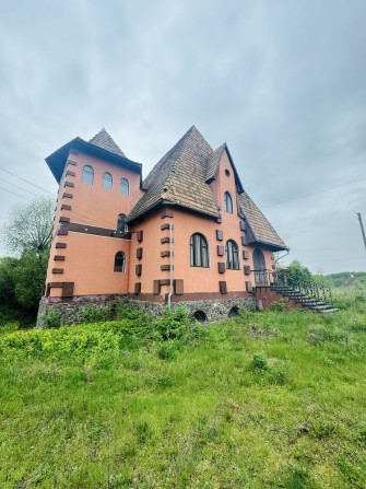 БЕЗ КОМІСІЇ, будинок в центрі з власним виходом до Озера - фото 1