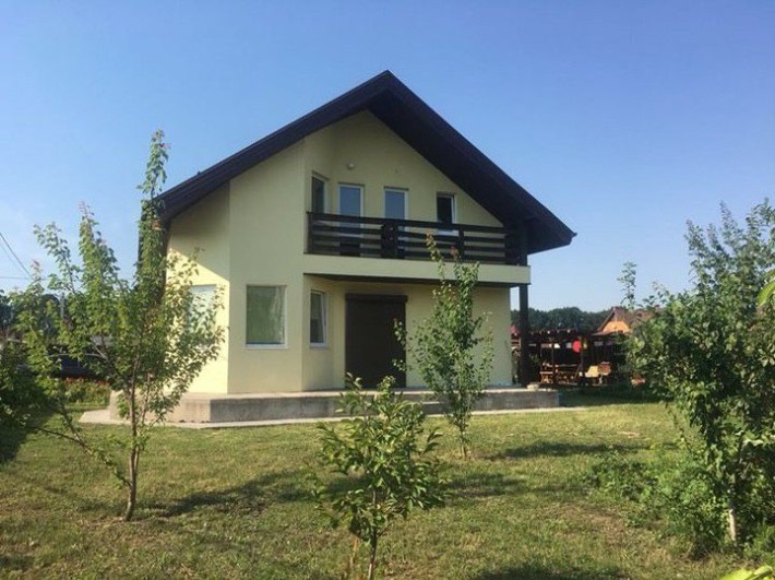 Дім з гаражем та гостьовим будинком 155 кв 4 кім 7 соток - фото 1