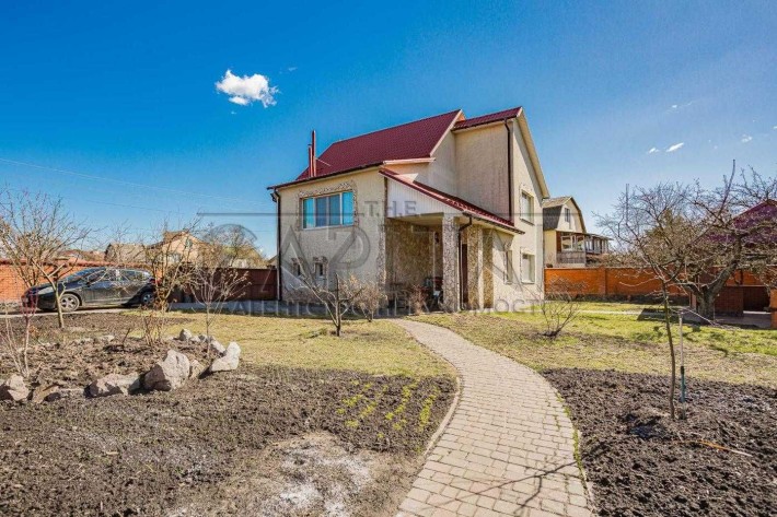 Продаж будинку в с. Нові Безрадичі, 168м2, 10 соток, вихід на воду - фото 1