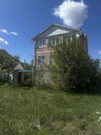 Дача  в селі Рубежівка біля озера 180 метрів 3 поверхи - фото 1