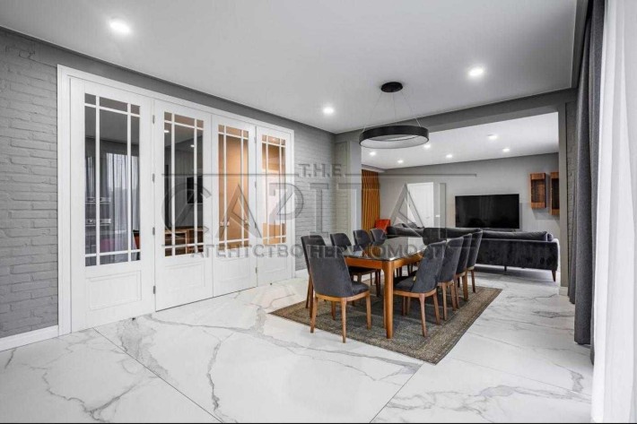 Продаж 2поверхового Будинку з ремонтом
Обухівський район, Романків - фото 1