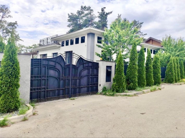 Продаж шикарного будинку з ремонтом біля Києва - фото 1