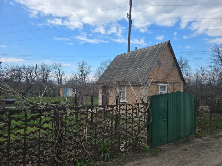 Дачна ділянка з будинком - фото 1