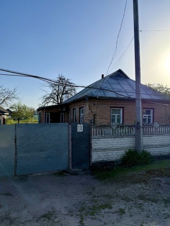 Будинок смт Олександрівка - фото 1