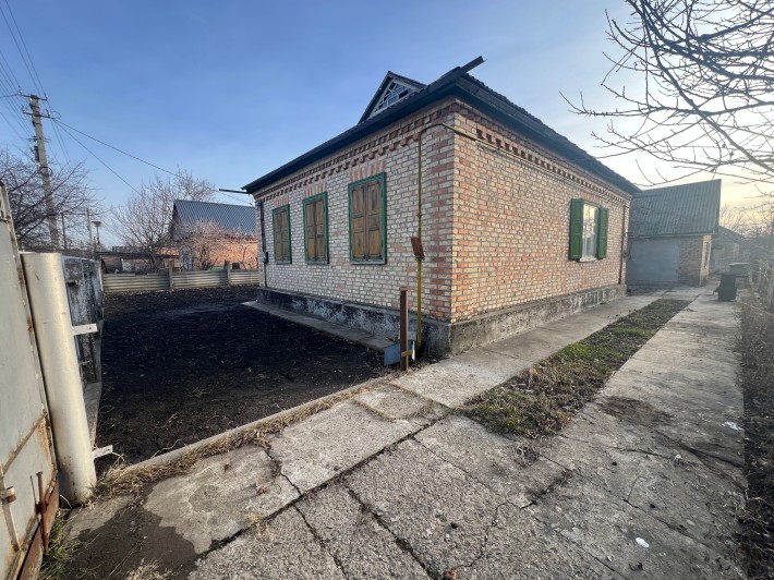 Продам будинок смт. Олександрівка Кіровоградська область - фото 1