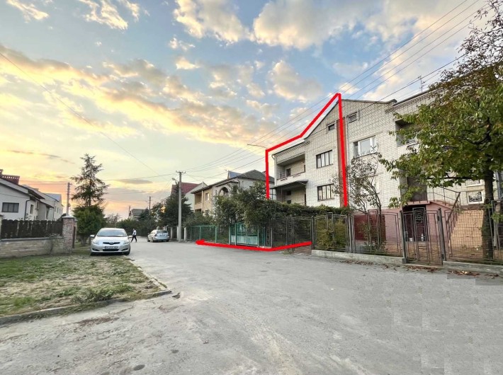 Продаж 5-кім. Будинку. Брюховичі вул. Арктична - фото 1