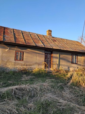 Продаж будинку і земельної ділянки поруч Львова у м.Пустомити-30000$ - фото 1