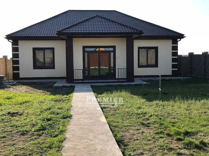 У продажу будинок у селищі поблизу Чорноморська - фото 1