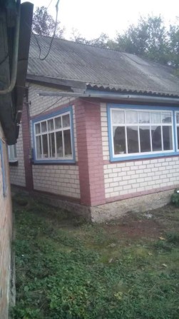 Продам будинок  в затишному куточку міста Гадяча. Мікрорайон Підварок. - фото 1