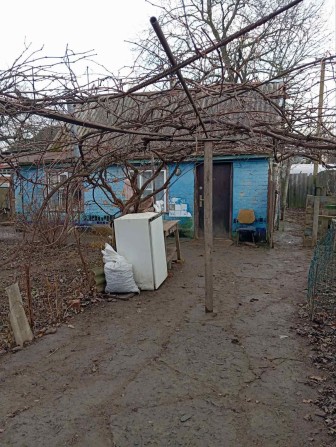 Продам земельну ділянку з будинком - фото 1