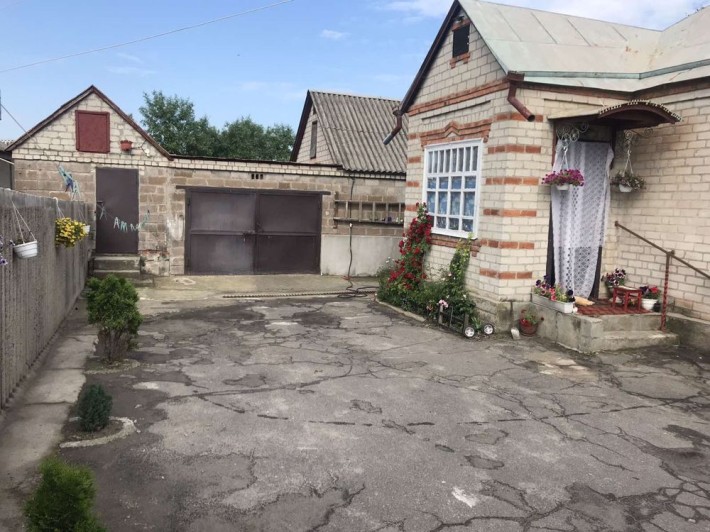 Дом Безлюдовка продам - фото 1
