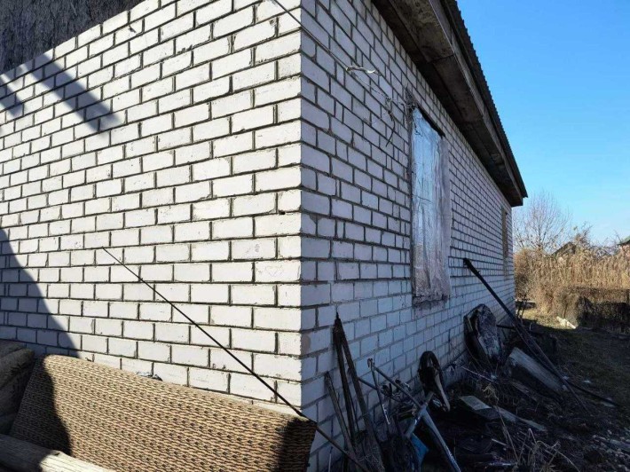 Терміновий продаж! Частина будинку + 12 соток землі ! - фото 1