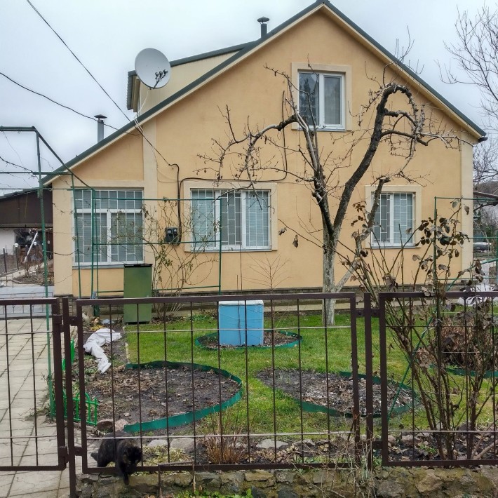 Продам капітальний будинок - фото 1