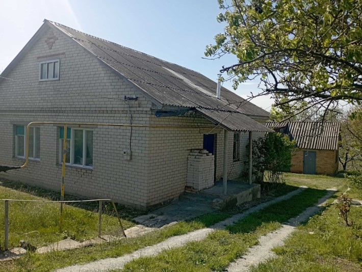 Продам будинок зі зручностями - фото 1