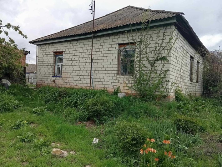 Продам будинок в селищі Варва Прилуцького району. - фото 1