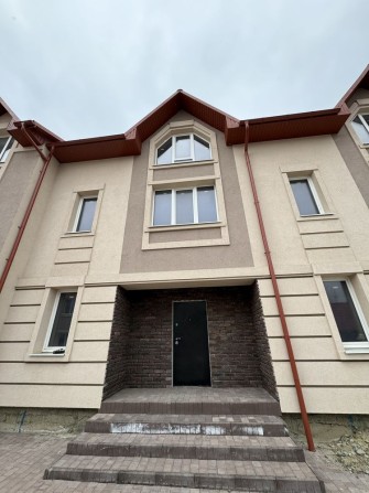 Продаж Таун Чернівці - фото 1