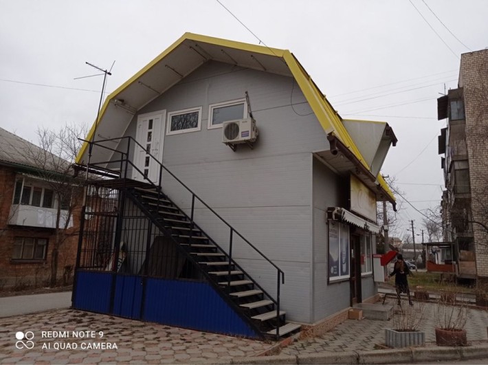 Продаж будинку, перший поверх - магазин, другий поверх - дві кімнати - фото 1