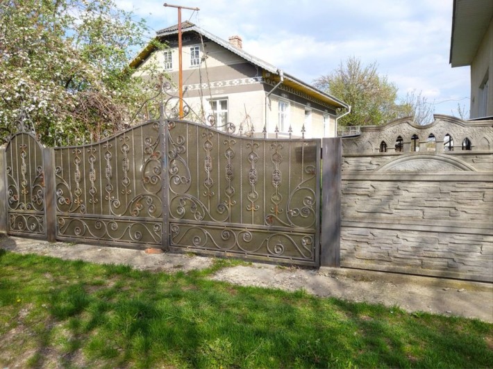 Продам будинок с.Лужани - фото 1