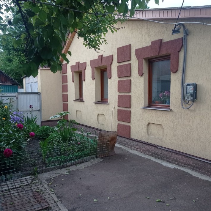 Два в одному дворі,  будинок дом + гараж в районі Добровільної - фото 1