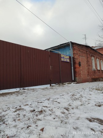 Продається 1/2 будинку в центрі міста - фото 1