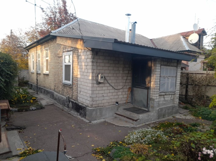 Час. буд. КАЗБЕТ/19 школа (52 м2/2,5 сот.) Окремий двір, гараж, заїзд - фото 1