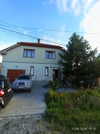 Продається будинок на Червениці. - фото 1