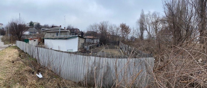 Пропоную до продажу затишну частину будинку в Центрі міста - фото 1
