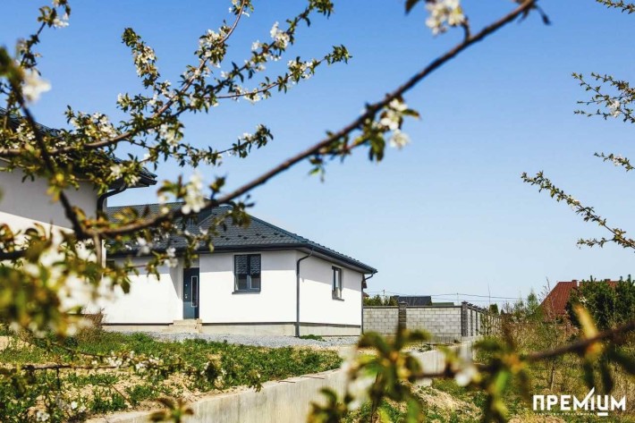 продаж просторого та функціонального будинку - фото 1