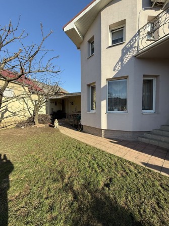 Продаж будинку в Центрі! - фото 1