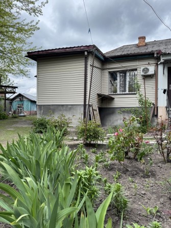Продаж будинку в центрі - фото 1