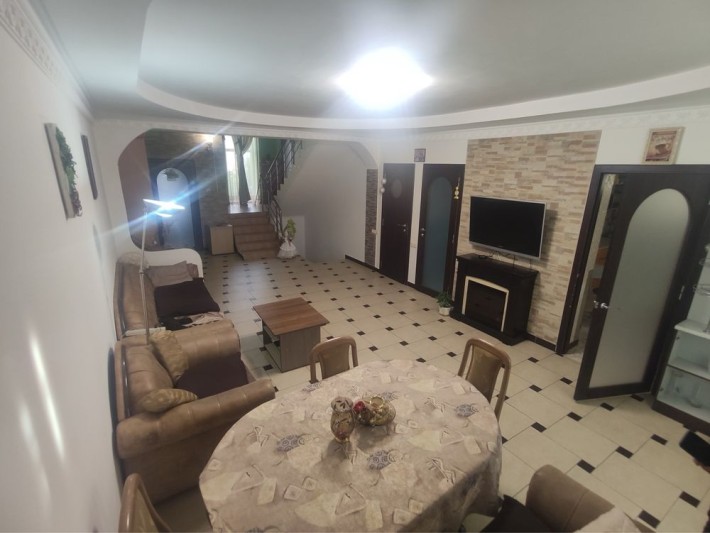 Продаю таунхаус 330 м2 / Власник - фото 1