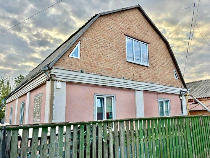 Продам окремий цегляний будинок у районі Макдональдс,торг - фото 1