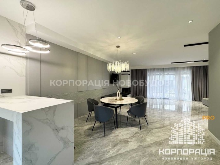 Продаж котеджу, дизайнерський ремонт, меблі, техніка, зручний р-н - фото 1