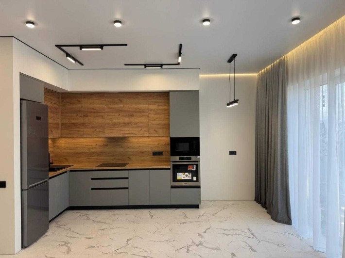 Продажа Таунхаус Виноградная Осокорки 1.3 сот 118 кв м ДИСКОНТ - фото 1