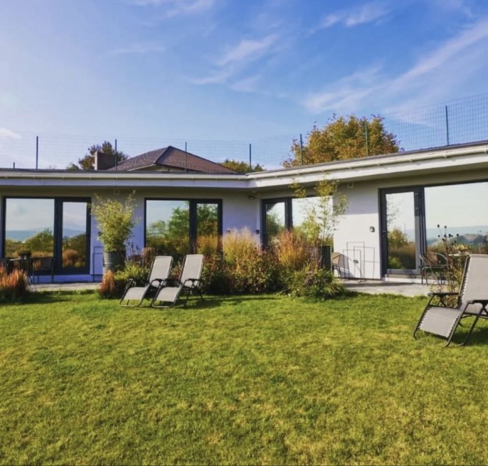 Продаж бізнеса будинку з апартаментами - фото 1