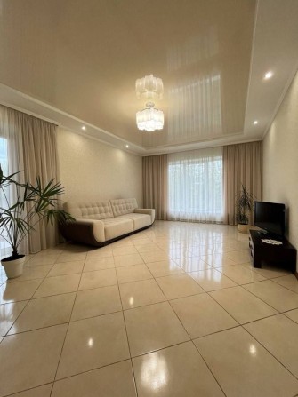 Продам уютный 4-комнатный дом. 145 м.кв. Березановка. Левый берег - фото 1