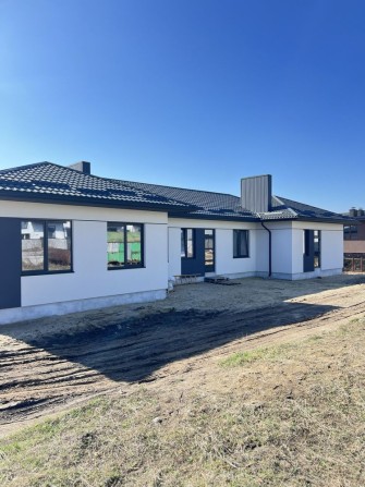 Продаж котеджу з міськими комунікаціями - фото 1