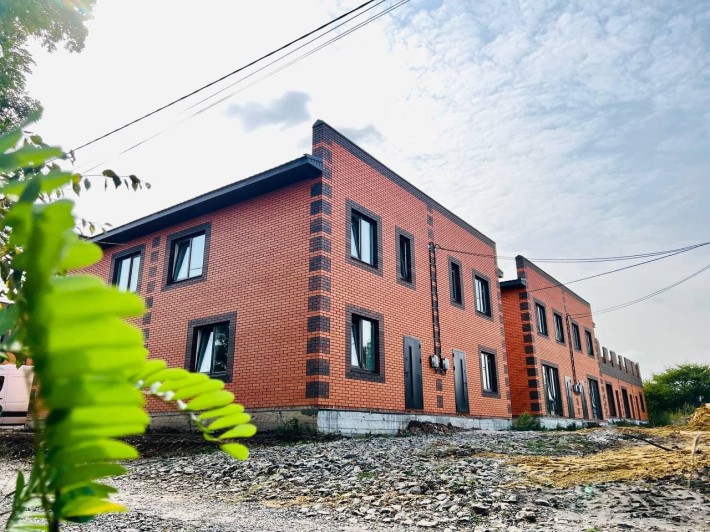 Від Забудовника. Таунхаус від 34000$ - фото 1