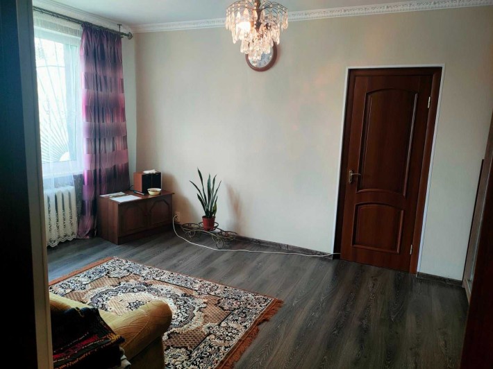 Будинок з ремонтом та меблями в КИЄВІ - фото 1