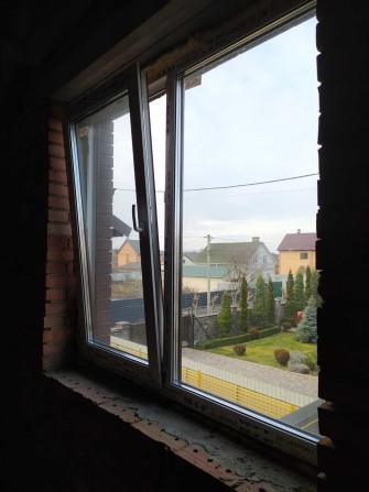 Продається компактний таунхаус, альтернатива 2-х км. квартири - фото 1