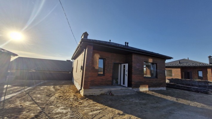 Продаж будинку за адекватну ціну - фото 1