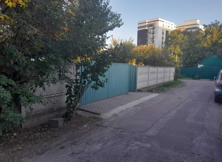 Продаж будинку в самому центрі міста - фото 1
