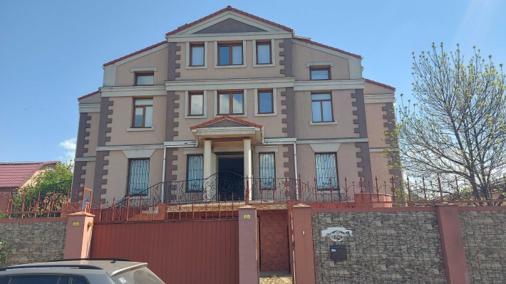 Продаж будинку в с. Троєщина вул. Митрополита В. Сободана, 16 - фото 1