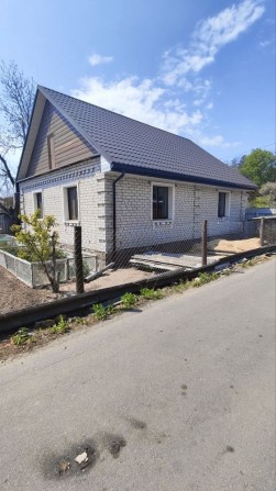Продаж будинку в ближньому пригороді. Торг. - фото 1